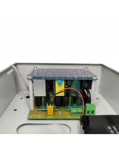 Блок бесперебойного питания Блыскавка ББП 12-90-3 с литий-ионным аккумулятором для сигнализации, видеонаблюдения, контроля доступа Блок бесперебойного питания Блыскавка ББП 12-90-3 с литий-ионным аккумулятором для сигнализации, видеонаблюдения, контроля доступа